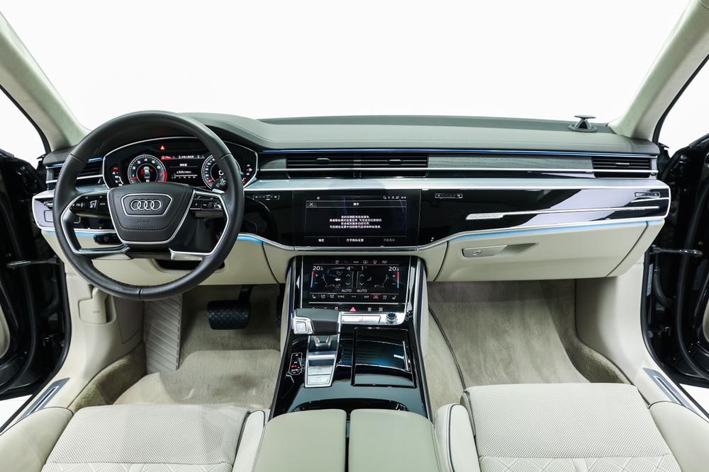 Audi A8 2022 A8L Horch Founders Edition LeGenerationdary – фото 21