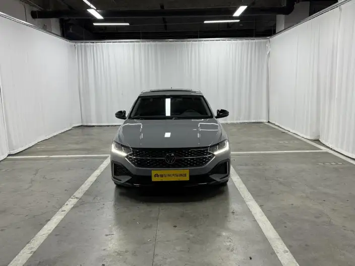 Volkswagen Lavida 2024 Model 300TSI DSG Starry Sky Leading Edition