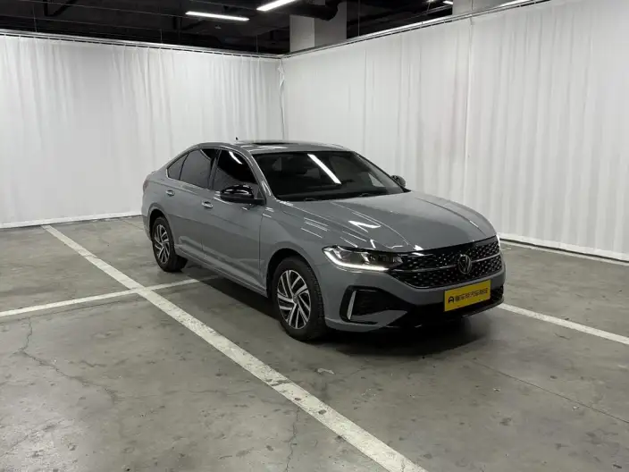 Volkswagen Lavida 2024 Model 300TSI DSG Starry Sky Leading Edition