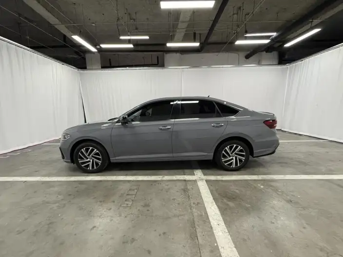 Volkswagen Lavida 2024 Model 300TSI DSG Starry Sky Leading Edition