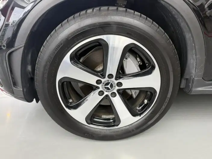 Mercedes-Benz GLC 2022 Model GLC 260 L 4MATIC Dynamic Model – фото 9