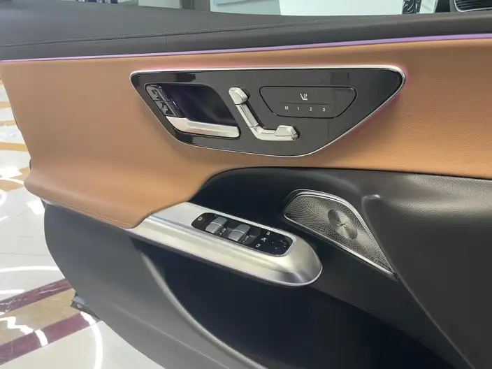 Mercedes-Benz E-Class Imported 2024 Model E 260 Sports Edition – фото 7