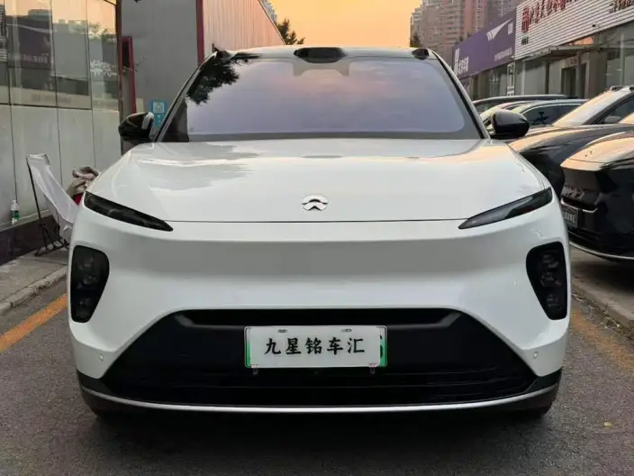 NIO ES8 2024 Model 75kWh