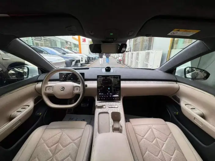 NIO ET7 2024 Model 75kWh Executive Edition – фото 5