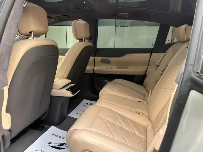 NIO ET7 2024 Model 75kWh Executive Edition – фото 8