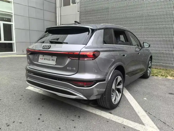 AUDI Q6L e-tron 2026 Model Ultra-long Endurance – фото 5