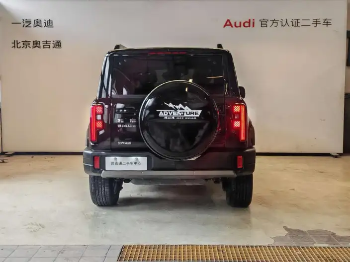 BAIC BJ40 2024 Model City Hunter Edition 2.0T Automatic 4WD Supreme Model