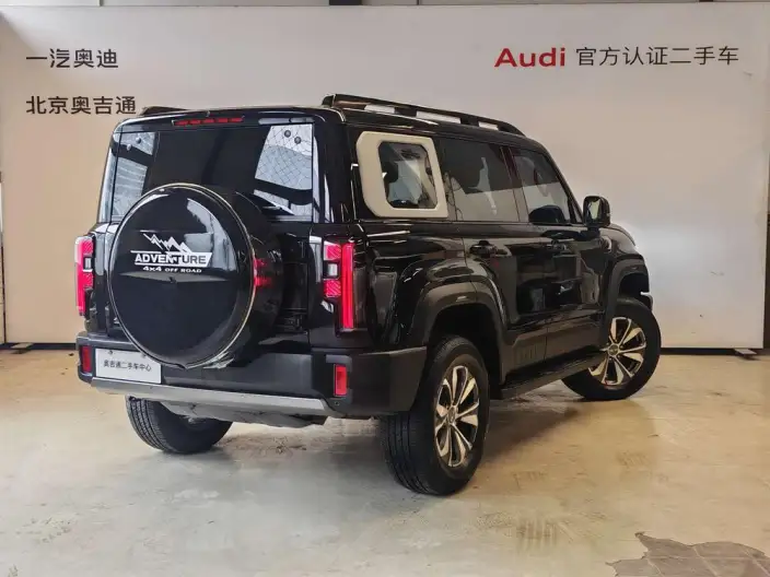 BAIC BJ40 2024 Model City Hunter Edition 2.0T Automatic 4WD Supreme Model