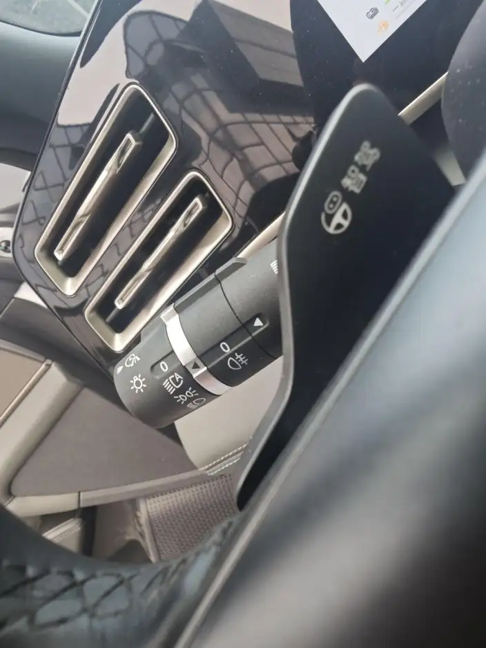QinL DM 2025 Model Smart Driving Edition DM-i 120KM Leading Model – фото 7