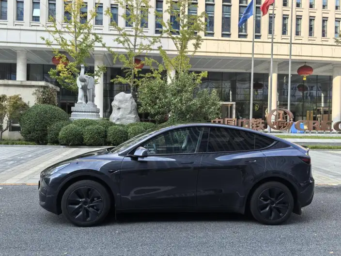 Model Y 2024 Model Rear-wheel drive version