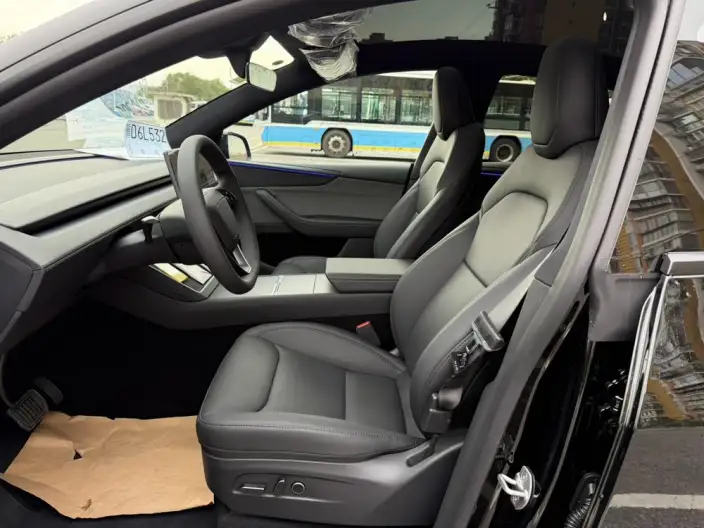 Model Y 2026 Model Rear-wheel drive version – фото 8