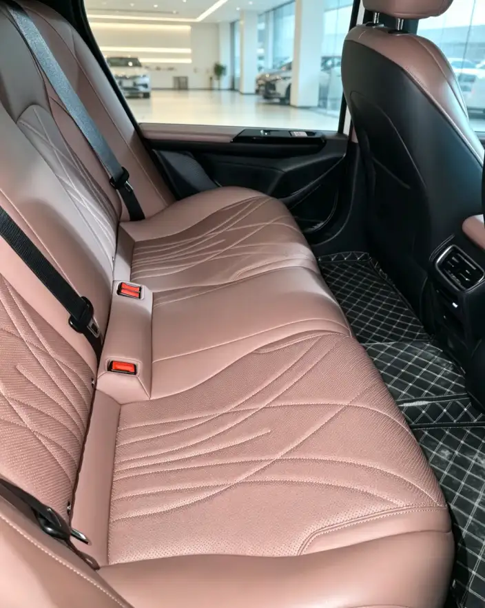 Geely Galaxy L6 2025 Model 1.5 EM-i DHT 60KM Voyage Edition – фото 7