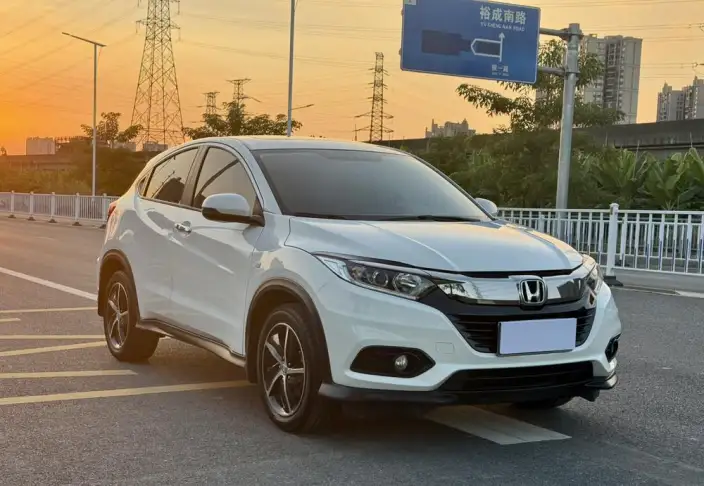 Honda Vezel 2020 Model 1.5L CVT Pioneer Edition