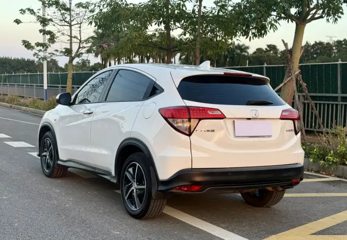 Honda Vezel 2020 Model 1.5L CVT Pioneer Edition – фото 5