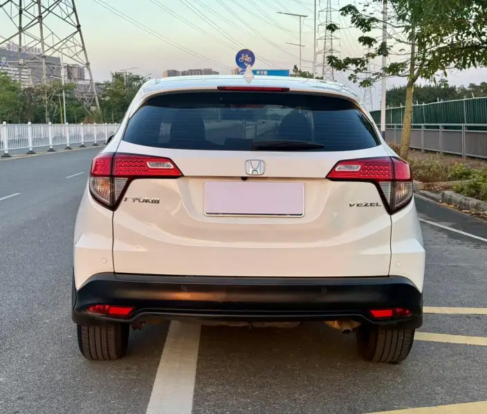 Honda Vezel 2020 Model 1.5L CVT Pioneer Edition – фото 6