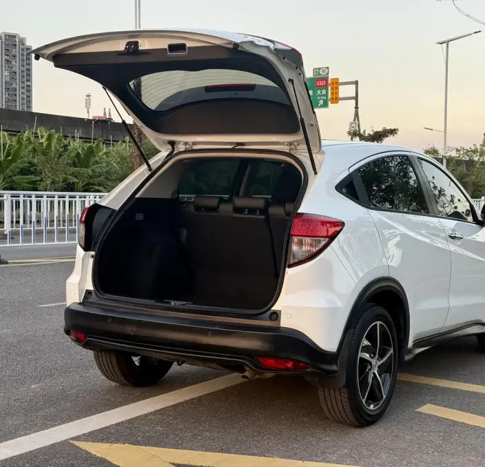 Honda Vezel 2020 Model 1.5L CVT Pioneer Edition – фото 8