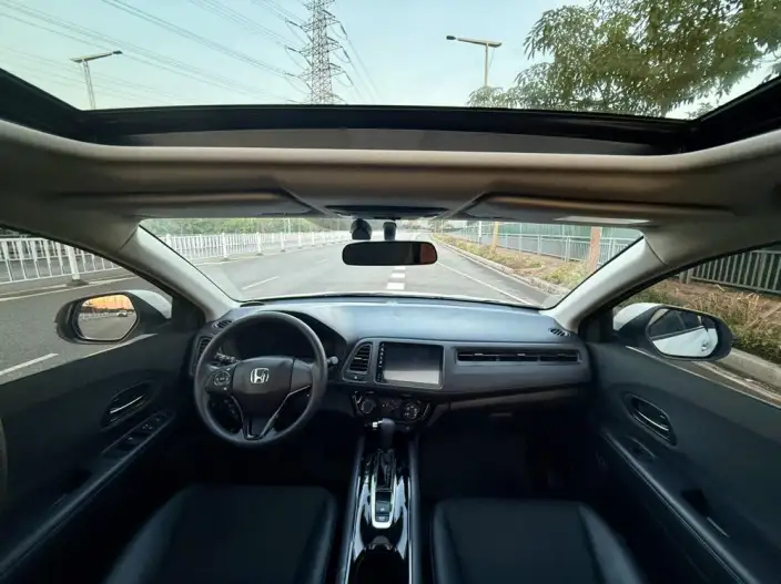 Honda Vezel 2020 Model 1.5L CVT Pioneer Edition – фото 9