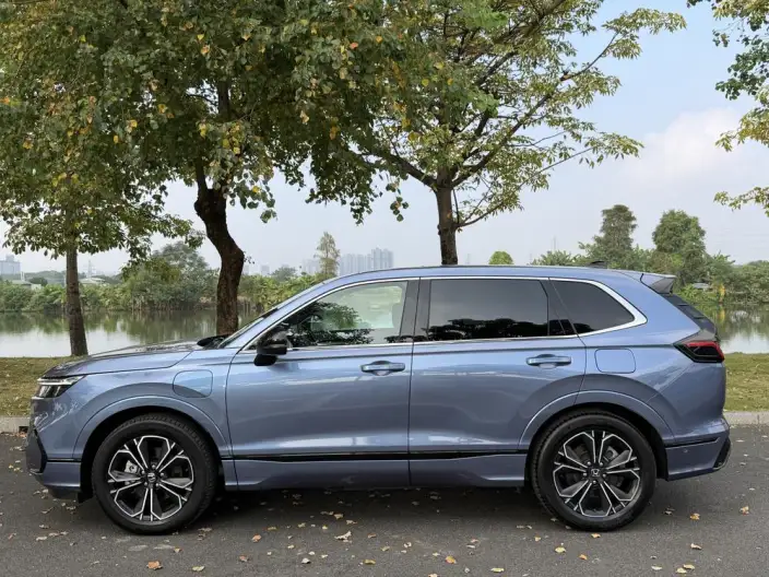 Honda BREEZE PHEV 2023 Model e:PHEV Supreme Edition