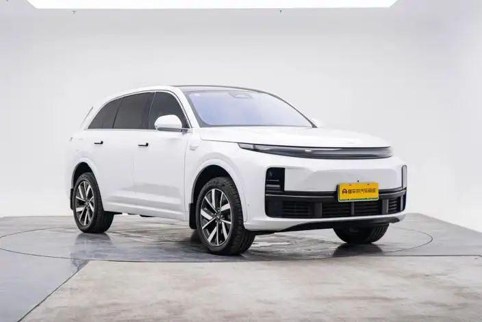Li Auto L7 2023 Model Pro Edition