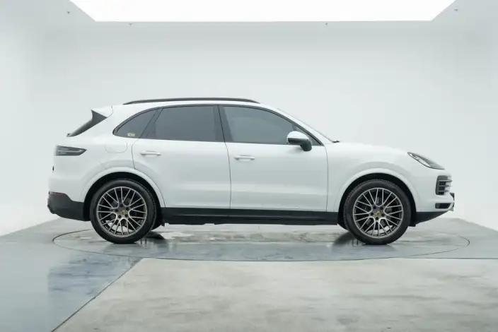 Cayenne 2023 Model Cayenne 3.0T Platinum edition – фото 8