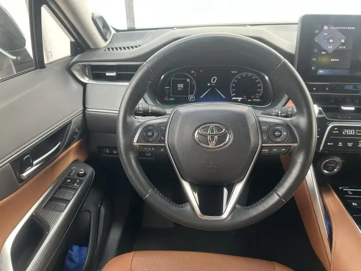 Venza 2024 Model Hybrid 2.5L CVT 4WD Supreme Edition – фото 7