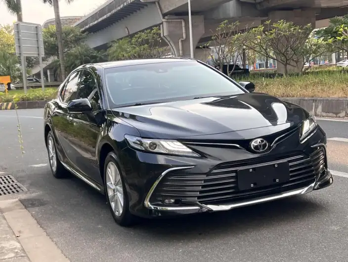 Toyota Camry 2023 Model 2.0G Deluxe Edition