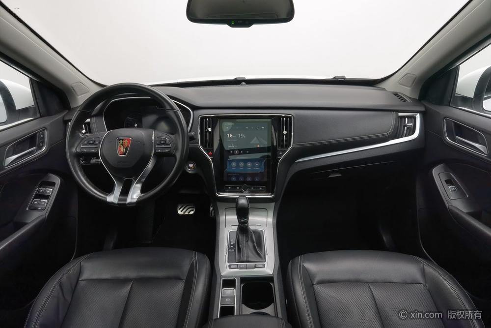 Roewe RX5 2016 30T 2WD Automatic Internet Smart Enjoy – фото 14