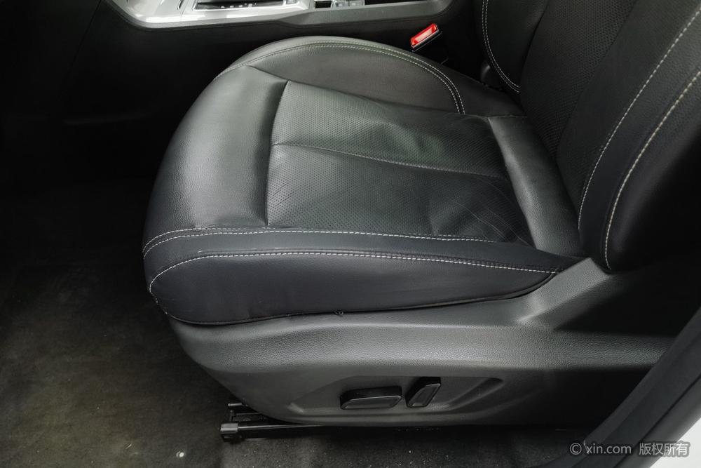 Roewe RX5 2016 30T 2WD Automatic Internet Smart Enjoy – фото 19