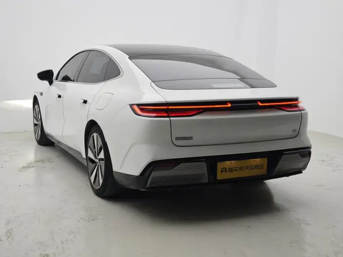 Geely Galaxy E8 2024 Model 550km MAX – фото 5