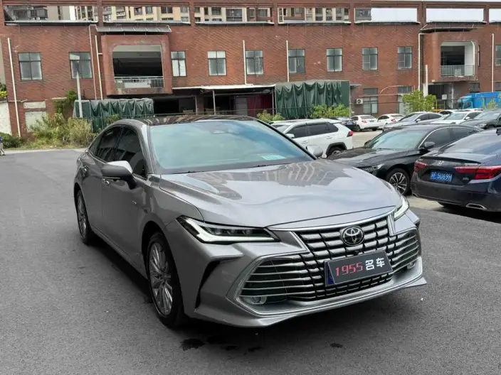 Toyota Avalon 2024 Model Intelligent Hybrid 2.0L E-CVT Deluxe Edition