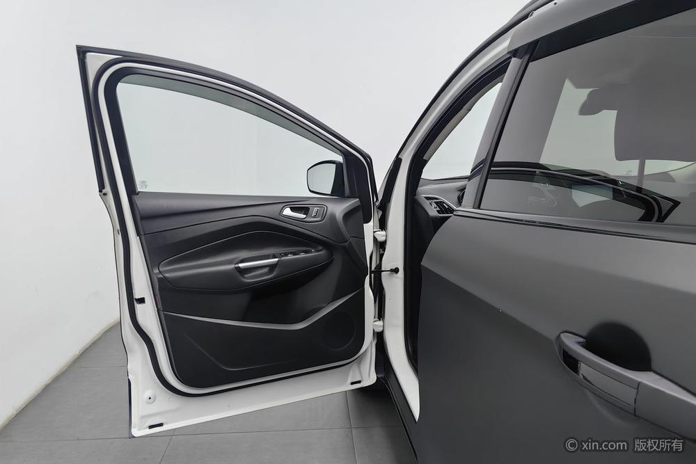 Ford Kuga 2015 1.5L GTDi 4WD Elite – фото 21
