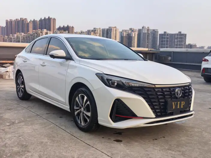 Changan Eado 2022 Model PLUS Blue whale NE 1.4T GDI DCT Noble Model – фото 3
