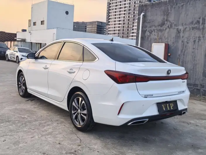 Changan Eado 2022 Model PLUS Blue whale NE 1.4T GDI DCT Noble Model – фото 4