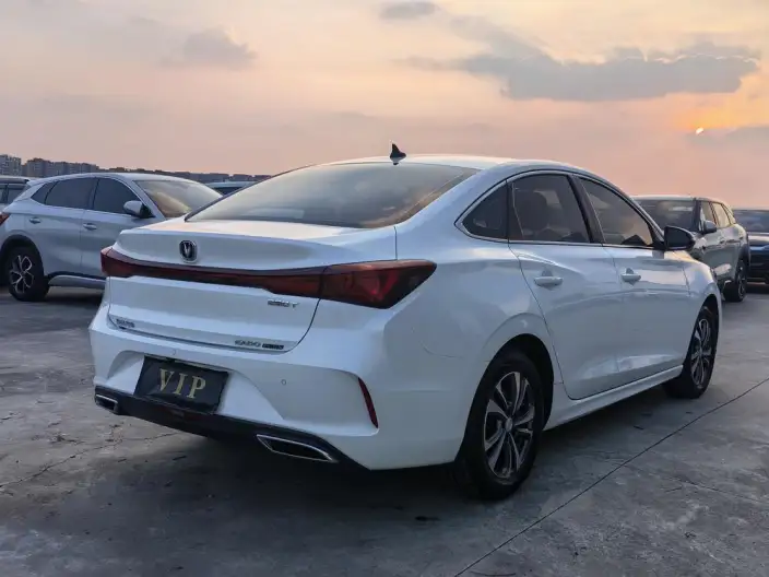 Changan Eado 2022 Model PLUS Blue whale NE 1.4T GDI DCT Noble Model – фото 6