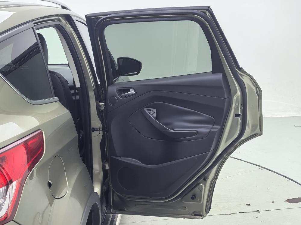 Ford Kuga 2015 модификация 2.0L GTDi 4WD Prestige – фото 28