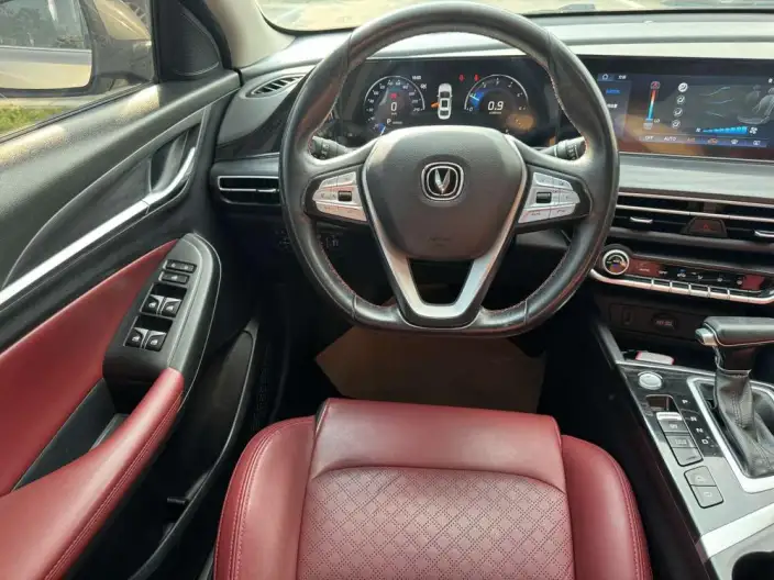 Changan Eado 2022 Model PLUS Blue whale NE 1.4T GDI DCT Noble Model – фото 6