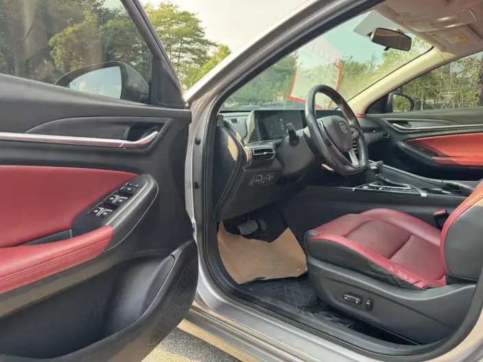 Changan Eado 2022 Model PLUS Blue whale NE 1.4T GDI DCT Noble Model – фото 7