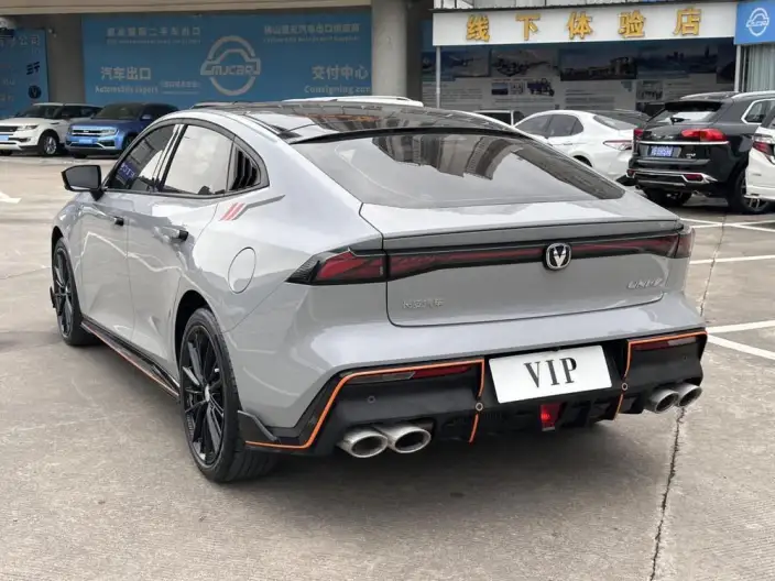 Changan UNI-V 2023 Model 1.5T Sports Edition – фото 4
