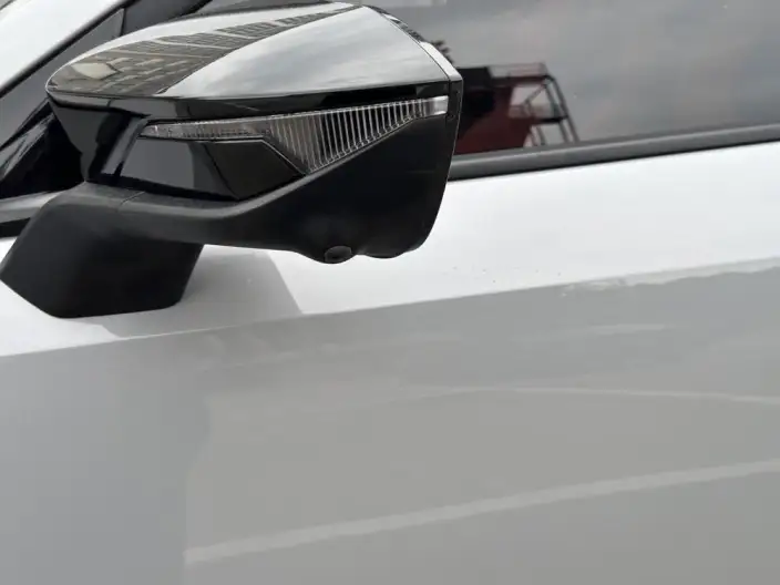 Changan UNI-V 2023 Model 1.5T Sports Edition – фото 9