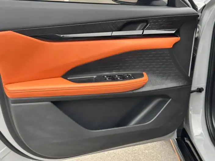 Changan UNI-V 2023 Model 1.5T Sports Edition – фото 10