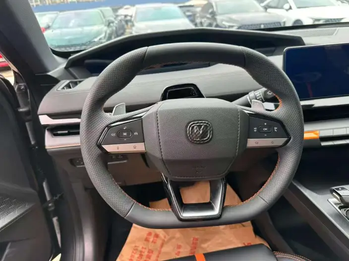 Changan UNI-V 2024 Model 1.5T Exclusive Model – фото 9