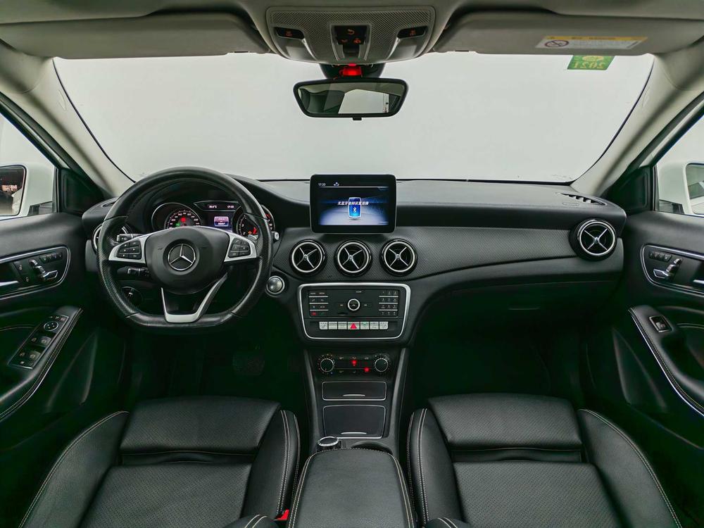 Mercedes-Benz GLA 2019 GLA 200 Style – фото 14