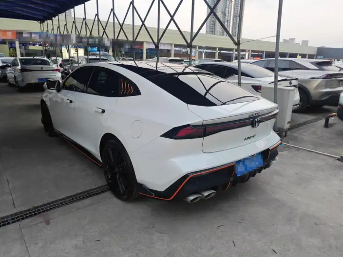 Changan UNI-V 2023 Model 1.5T Sports Edition – фото 3
