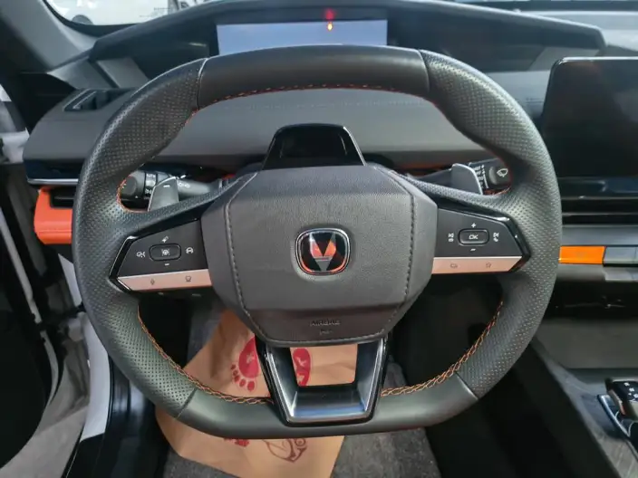 Changan UNI-V 2023 Model 1.5T Sports Edition – фото 8