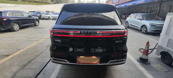 Geely M9 2025 Model 210km 4WD Pilot Edition – фото 5