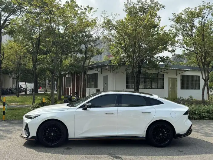 Changan UNI-V 2022 Model 1.5T Sports Edition – фото 4