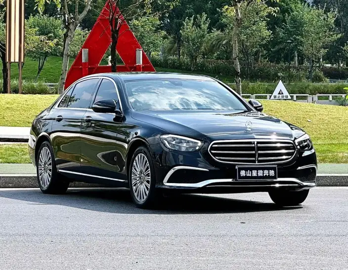 Mercedes-Benz E-Class 2022 Model E 300 L Luxury Model sedan – фото 3