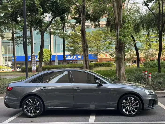 Audi A4 L 2023 Model 40 TFSI Luxury Dynamic Model – фото 5