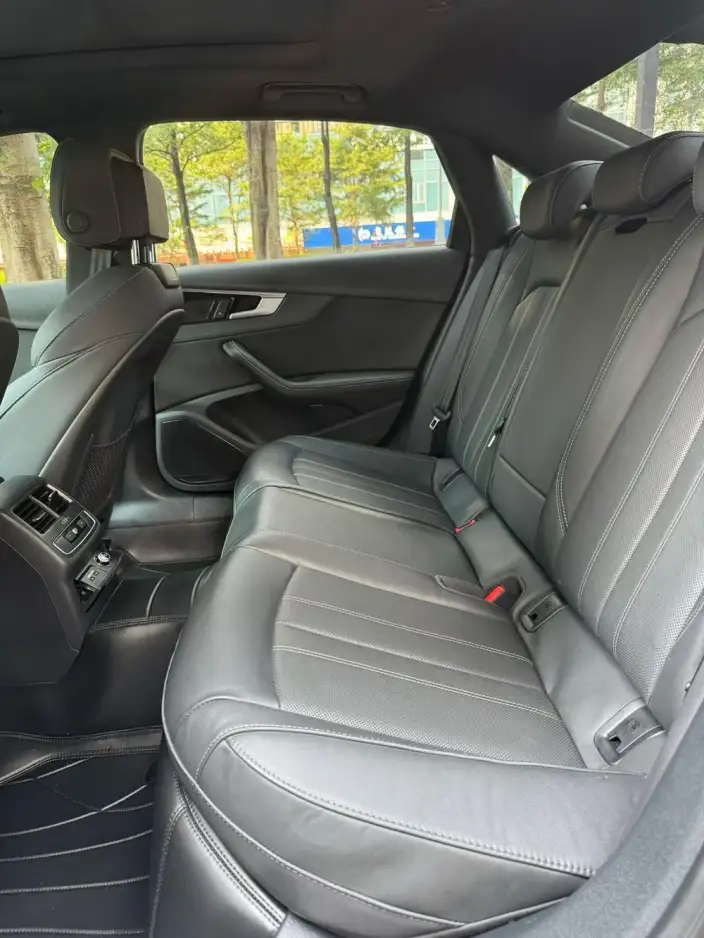Audi A4 L 2023 Model 40 TFSI Luxury Dynamic Model – фото 9