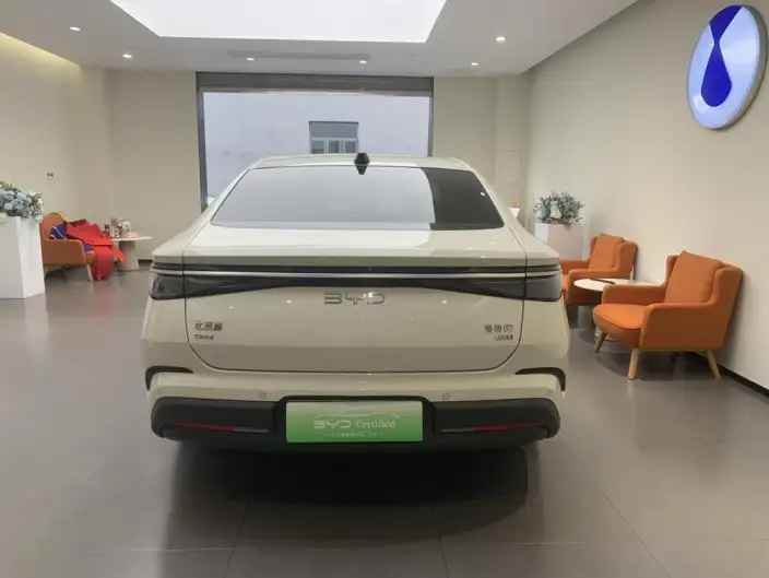 BYD Seal 07DM 2026 Model DM-i 230KM Flagship Model – фото 5